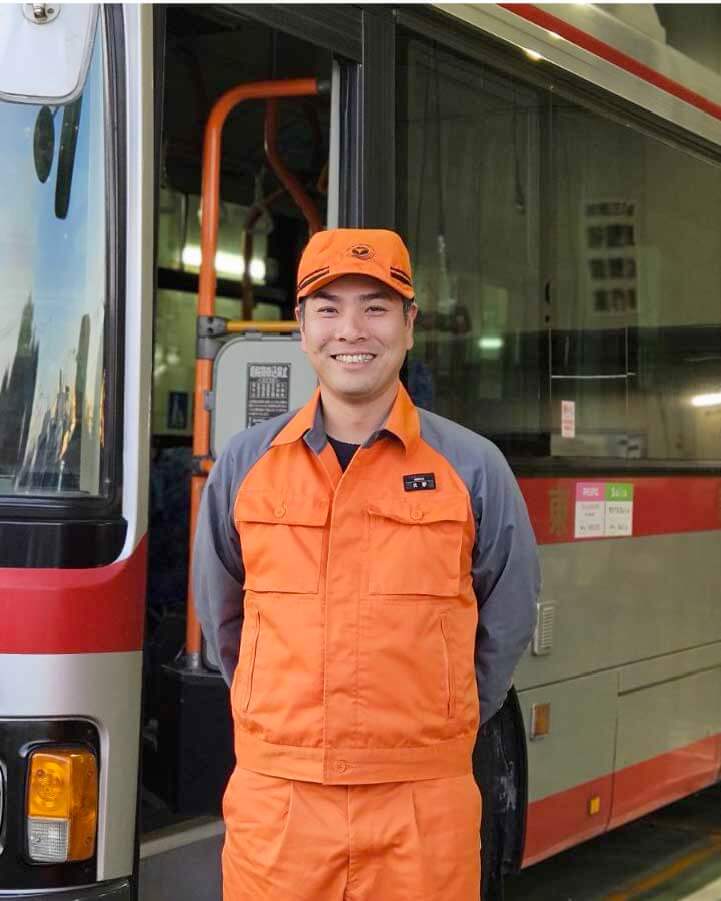 東急バス現職整備士の氏家さん