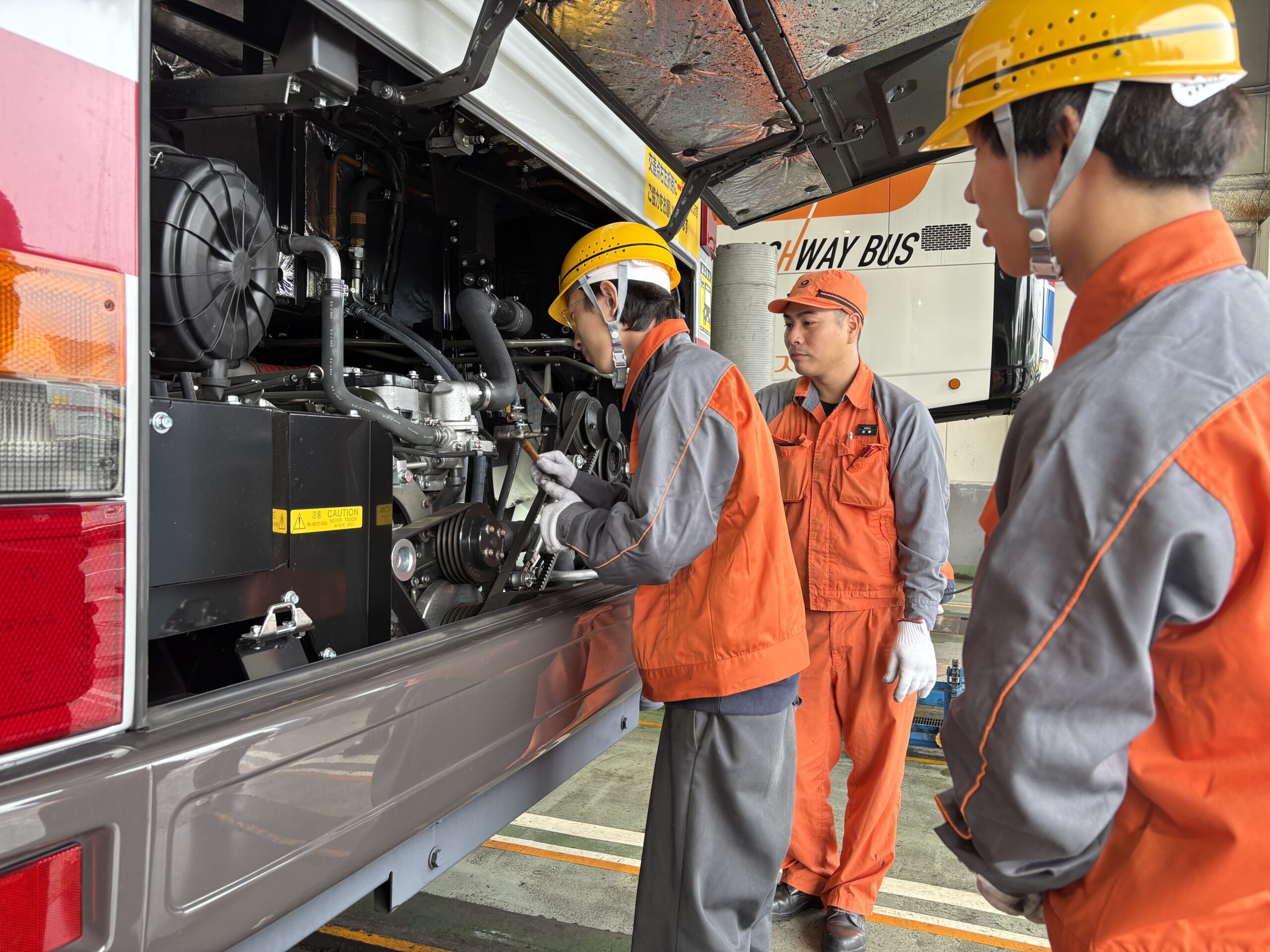 バス整備士をリアル体験